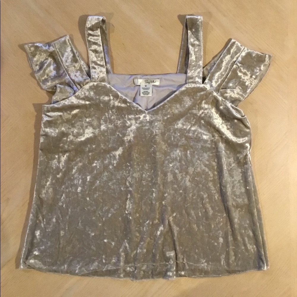 🆕 NEW Sexy Velvet Date Night Holiday Top